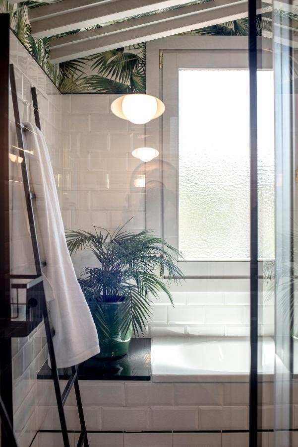 Apartamentos Boutique Fuente Real Комилас Екстериор снимка